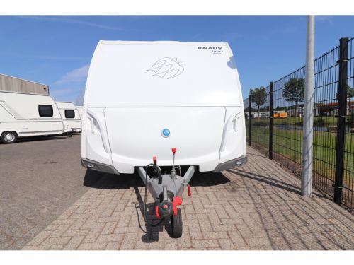 Knaus Sport 450 FU Vorzelt/ Fahrradtr&auml;ger Foto: 1