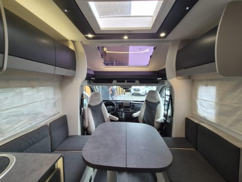 Chausson Titanium Ultimate 777 Arctic WITHOUT POP-TOP ROOF photo: 10