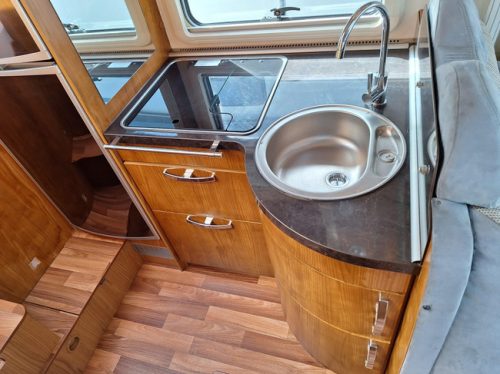 Hymer B614 SL Star Edition 3.0 L 160 CV+cha&icirc;ne de distribution photo : 4