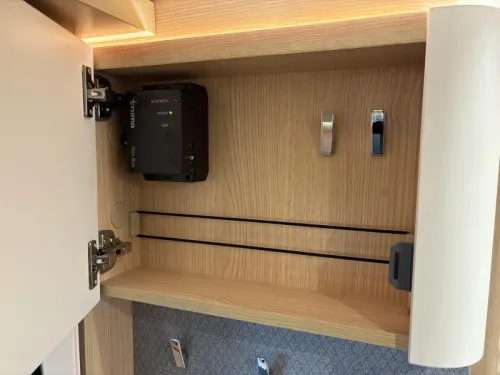 Hymer BMC-T 690 Automatik / Queensize-Bett Foto: 16