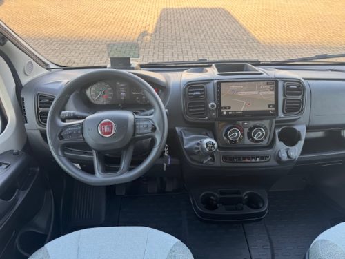 Weinsberg CaraSuite 700 MEG 2x airco 4 pers photo: 18