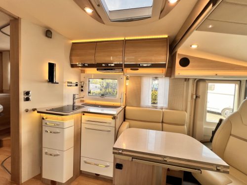 Rapido 8086 DF Doppelboden Foto: 11