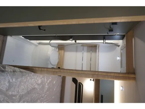 Caravelair Exclusive Line 475 Combi 6E heating photo: 14