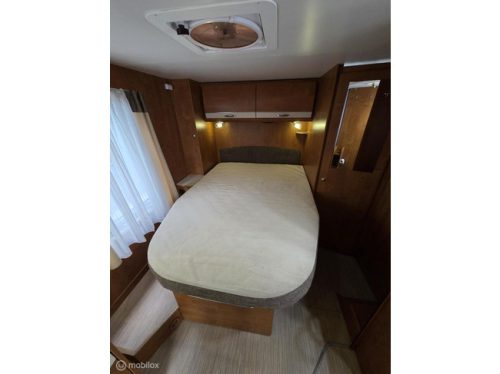 RAPIDO 690F 2010 131pk &acirc;Airco, Solar, Queensbed, Trekhaak&acirc; foto: 17