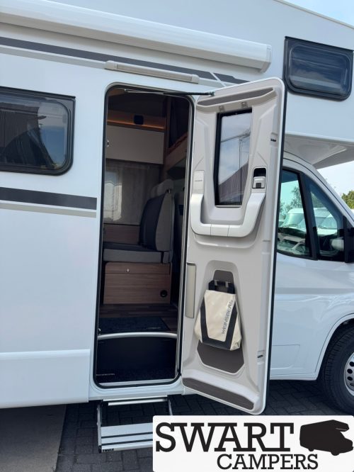 Weinsberg CaraHome 600 DKG, Automatic 6 berths Overcab  photo: 22