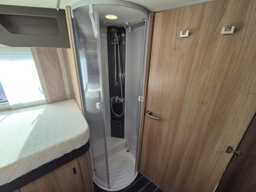 Knaus Sky TI 700 MEG 180hp autom 2 aircos E84 photo: 13