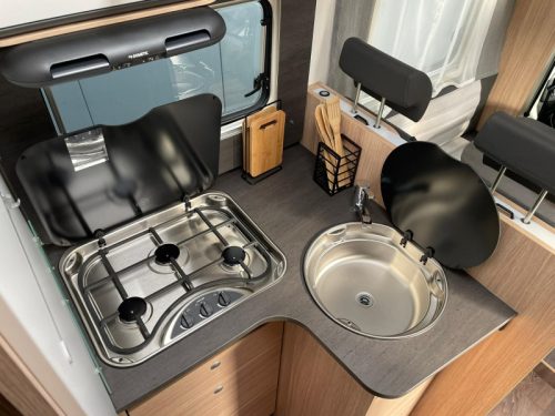 Sunlight T 68 Adventure - 5 Berths  photo: 10