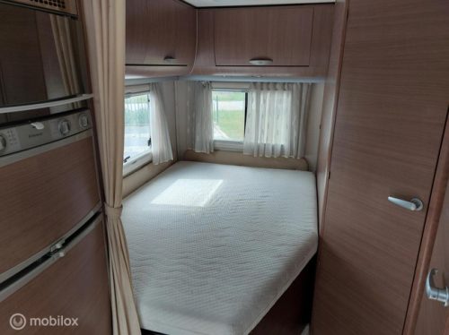 Adria Adria Vision I 677 SP 101dkm! NAP 2x Airco Pop-top roof 2x Solar panel photo: 14