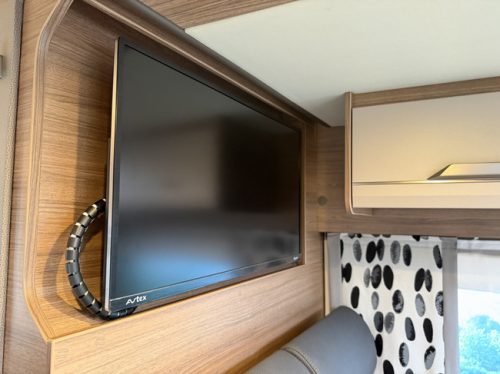 Knaus Van Wave VW 640 MEG Vansation / Free storage photo: 19