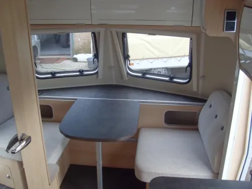 Eriba Touring - 60 Edition 542 with Mover photo: 4