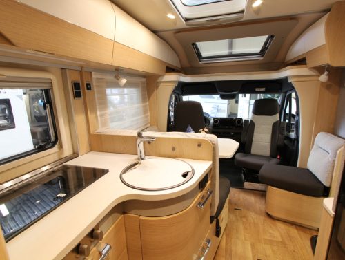 HYMER B690MC photo: 6