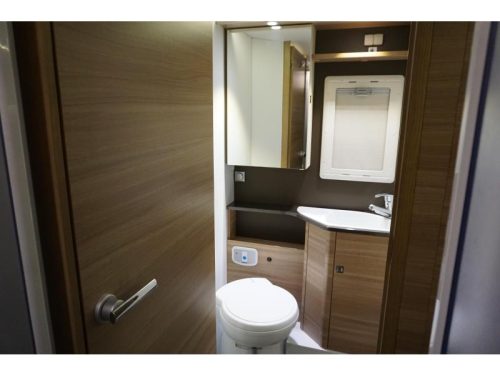Adria Coral Supreme S 670 SL Auto-levelsyst-Sat-Solar  Foto: 16