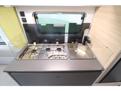 Fendt Apero 465 SFB French bed /Thule awning photo: 9