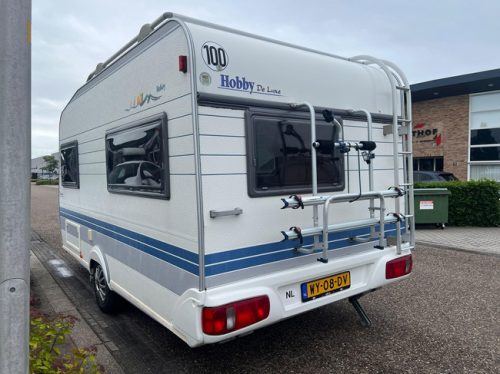 Hobby De Luxe 400 SF | Awning | Bike rack | Mover Semi Automatic | Fixed bed | Dinette (Train seat) | Tempo 100 | Shock absorbers photo: 6