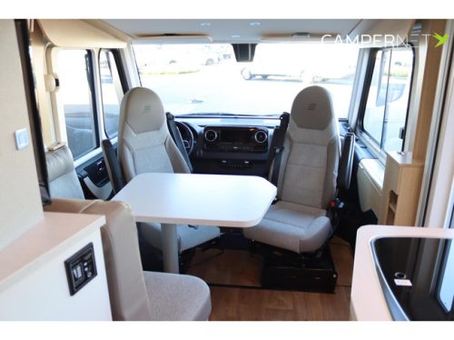Hymer BMC-I 580 170hp Automatic | Single beds | Lithium | Inverter | Pop-top roof | Wifi router | Bike rack | Solar panels | SLC Chassis photo: 9