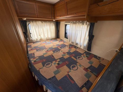 Roller Team Auto Roller 215 P FaceToFace, Fixed bed, Garage photo: 14