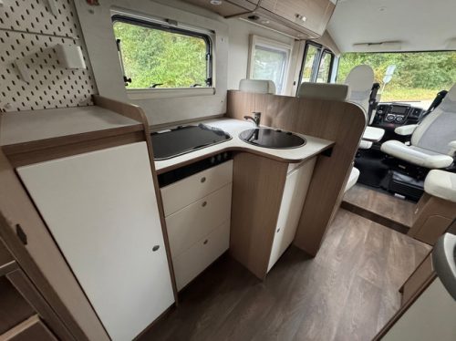 Fiat Ducato Hymer Carado I338 2.3 Single beds Pop-top roof Air conditioning photo: 18