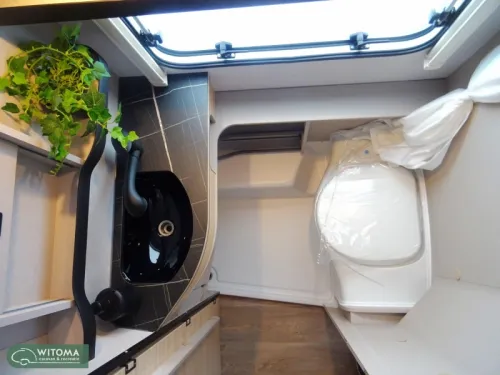 Eriba Touring 542 Now with free mover photo: 13