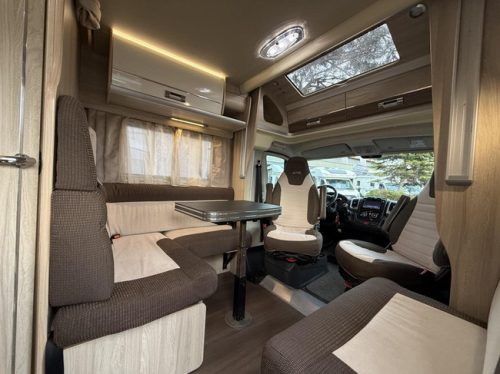 Laika Ecovip 309 Single Beds Pop-top roof photo: 5