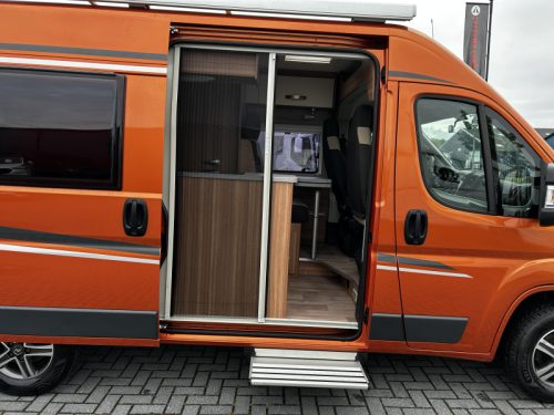 Weinsberg CaraBus 250 KL Lit transversal/Euro5/2015/5.4m photo : 5
