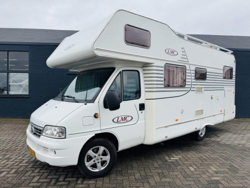 LMC Liberty 680 G Overcab photo: 6