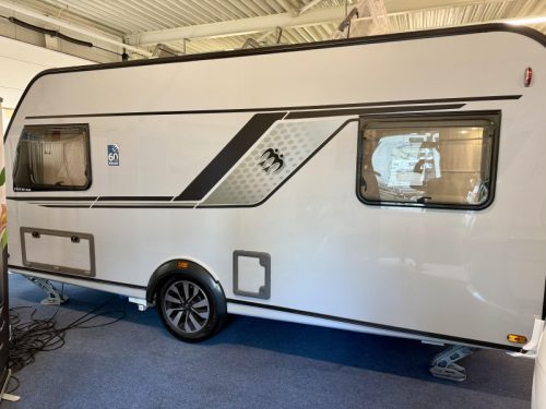 Knaus Sudwind 60 Years 460 EU E-Power super complete photo: 4