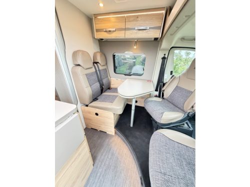Dethleffs Globetrail 640 ER AUTOMATIC / VAN CONVERSION / LITHIUM / SOLAR / / MAXI / BLIND SPOT DETECTION / LED HEADLIGHTS / AWNING photo: 15