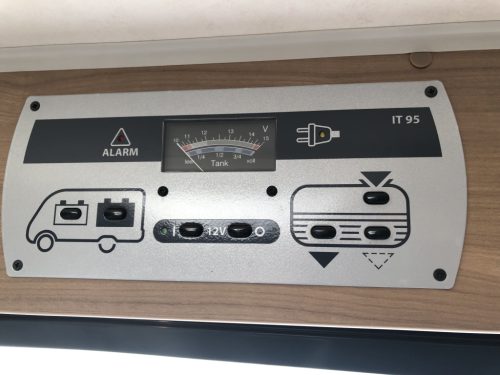 Hymer Yellowstone 649 SINGLE BEDS photo: 27