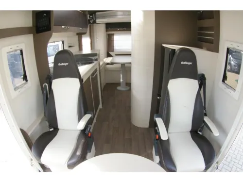 Challenger Mageo 291 Cruise Edition Top layout, 2x Drop-down bed. photo: 9
