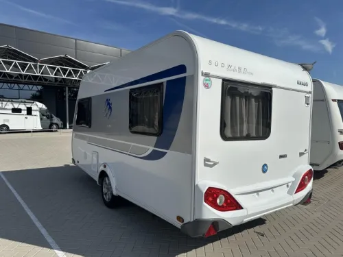 Knaus Sudwind Silver Selection 420 QD luifel - fietsdrager  foto: 2