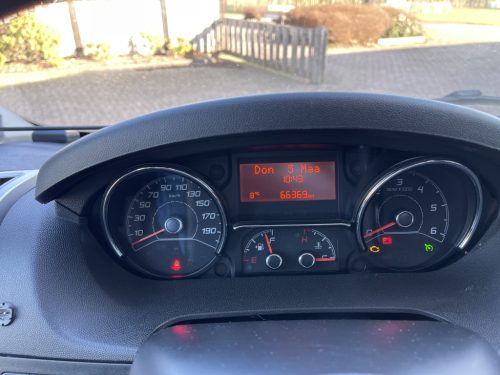 B&uuml;rstner Nexxo T 685 Foto: 15