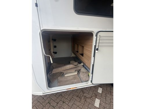 Knaus Sun I 900 LX automaat 177 pk full options Queensbed+techo elevable 2x aire acondicionado en techo elktr antena autom&aacute;tica Victron 3x TV remis plisado cuero gran garaje foto: 5