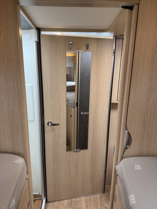 Hymer B-ML I 780 photo: 32