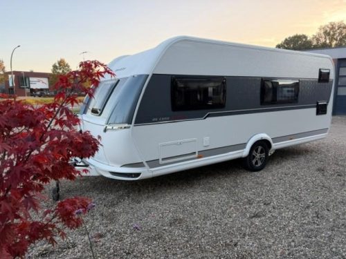 Hobby De Luxe Edition 560 KMFE stapelbed voortent mover  foto: 3