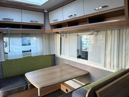 Dethleffs Camper 390 FS Mover & Markise Foto: 4