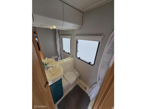 Knaus Eifelland 610 2.8TD 123 HP-Starter Motorhome-Towbar photo: 19