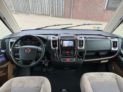 Carthago C-Compactline I 143 LE, automatic photo: 13
