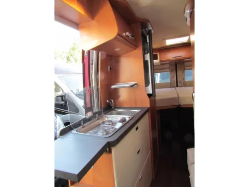 Malibu Van 600 DB Transverse bed, Manual gearbox  photo: 3