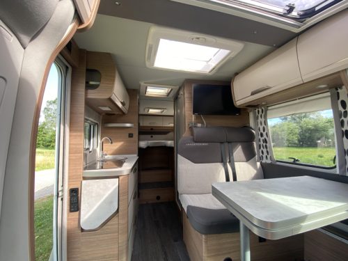 Knaus Vansation Van TI Single Beds photo: 4