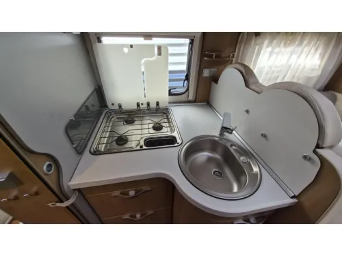 Hymer Tramp 678 Single beds 150HP Heavy  photo: 15