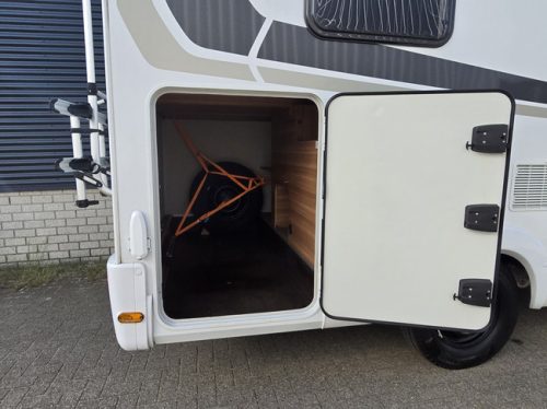 Weinsberg CARACOMPACT 600 MEG R 57 131 HP SINGLE BEDS BIKE RACK BEARLOCK photo: 6