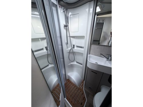 Hymer Exsis-T 580 PURE Automatic, dish, TV photo: 11