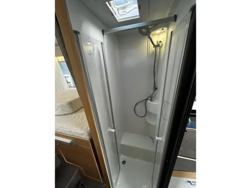 Adria Coral Axess 650 DL Zenec Audio, Solarmodul Foto: 13