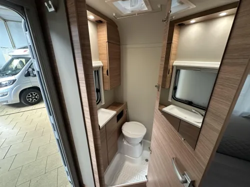 Weinsberg CaraOne Edition HOT 390 QD Vorzelt | Ex-Mietfahrzeug Foto: 19