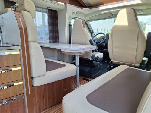 Adria Coral S 650 SF Cama francesa foto: 5