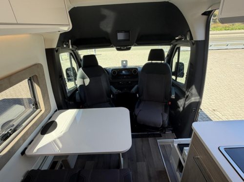 Kabe Travel Master Van 690LB V6 190PK Einzelbetten Solarmodul Anh&auml;ngerkupplung Foto: 12
