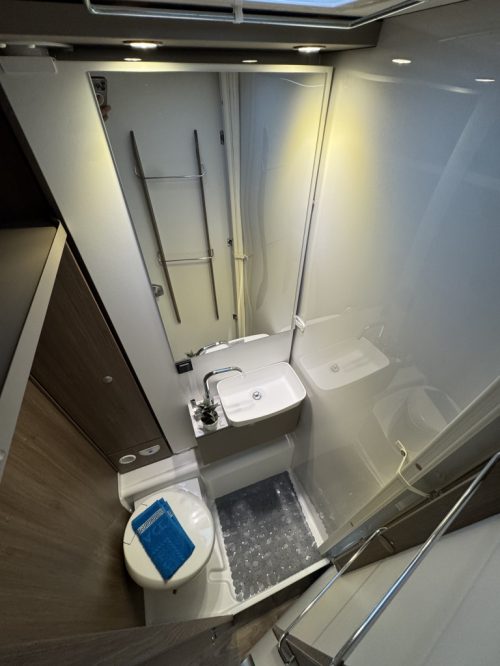 Carado T338 PRO+ SINGLE BEDS+POP-TOP ROOF AUTOMATIC 2025 photo: 9