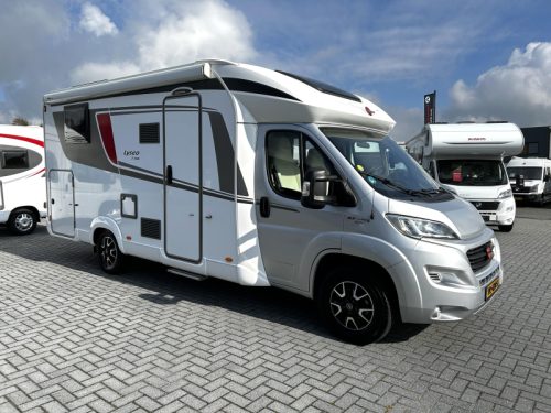 B&uuml;rstner Lyseo 700 T Queensbett/2017/Euro6/6.9M Foto: 1