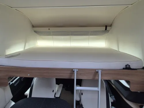 Pilote Essentiel G 740 AUT. 9-T TWINBED TV Solar photo: 18
