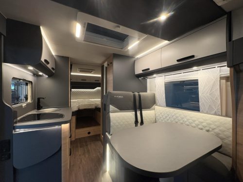 Knaus L!ve Ti 650 MEG Platinum / niedrige Betten Foto: 12